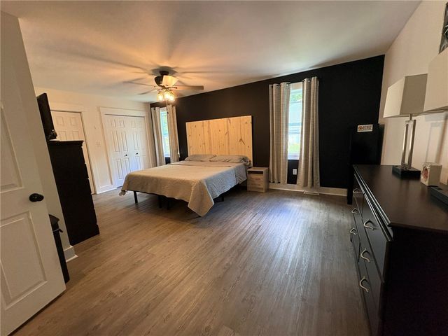 4224 Arnold Ave, Lower Burrell, PA 15068