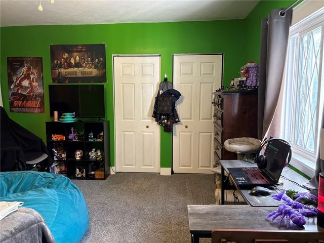 4224 Arnold Ave, Lower Burrell, PA 15068
