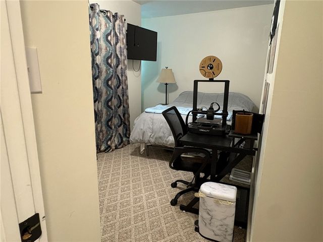 4224 Arnold Ave, Lower Burrell, PA 15068