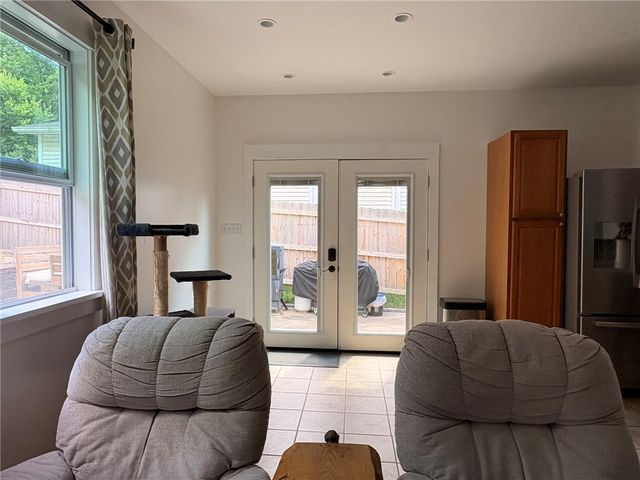 4224 Arnold Ave, Lower Burrell, PA 15068