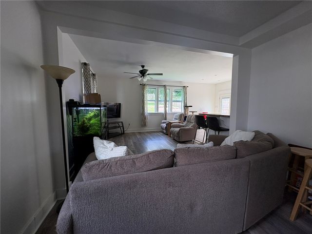 4224 Arnold Ave, Lower Burrell, PA 15068