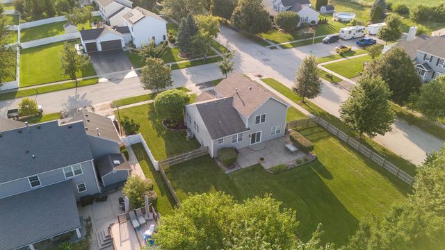 910 Carlyle Drive, New Lenox, IL 60451