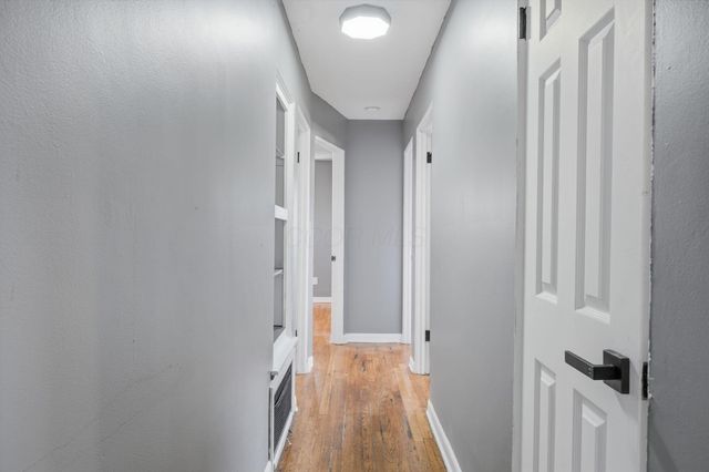 904 Reeb Avenue, Columbus, OH 43207