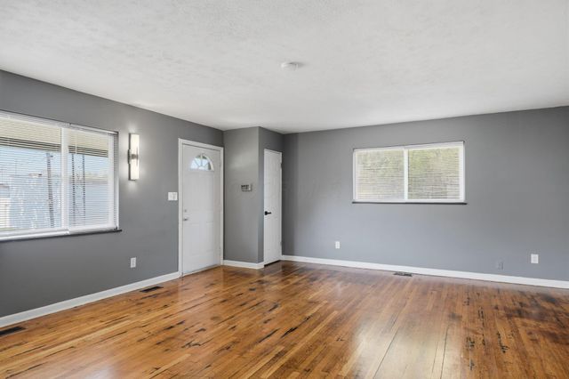 904 Reeb Avenue, Columbus, OH 43207