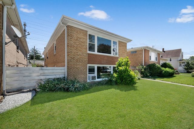 223 30th Avenue, Bellwood, IL 60104