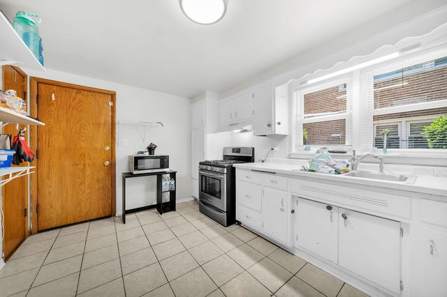 223 30th Avenue, Bellwood, IL 60104