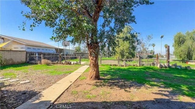 16201 Alta Cresta Avenue, Riverside, CA 92508