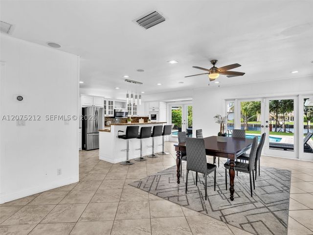 413 Tamarind Dr, Hallandale Beach, FL 33009