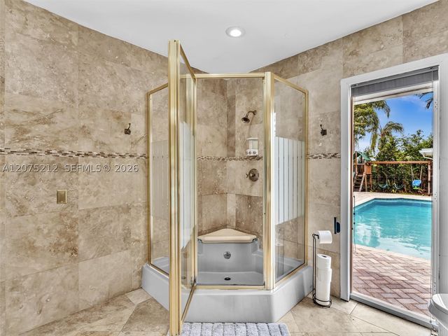 413 Tamarind Dr, Hallandale Beach, FL 33009