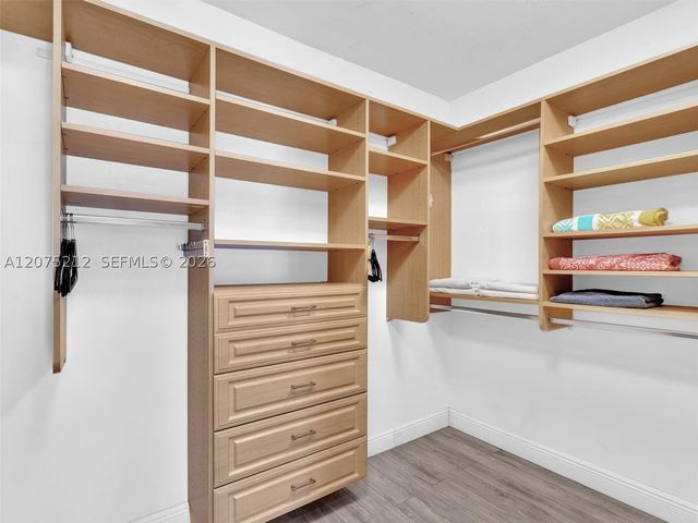 413 Tamarind Dr, Hallandale Beach, FL 33009