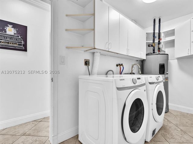 413 Tamarind Dr, Hallandale Beach, FL 33009