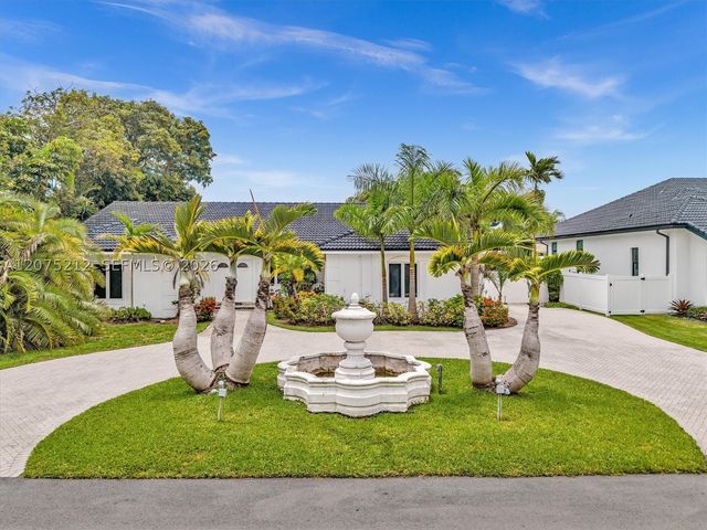 413 Tamarind Dr, Hallandale Beach, FL 33009