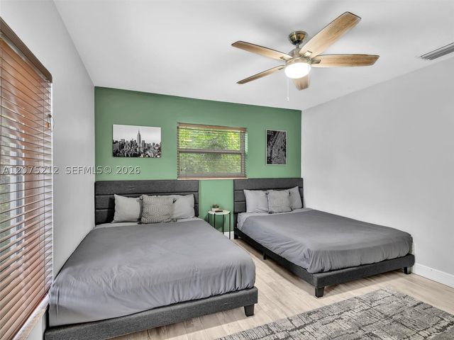 413 Tamarind Dr, Hallandale Beach, FL 33009