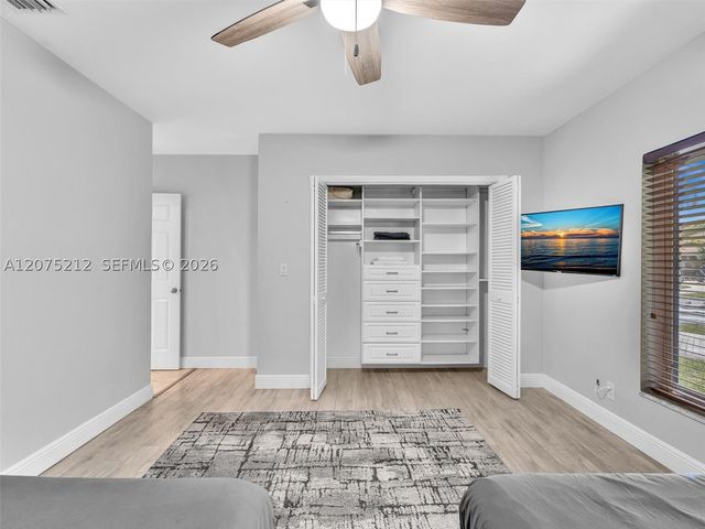 413 Tamarind Dr, Hallandale Beach, FL 33009
