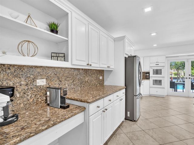 413 Tamarind Dr, Hallandale Beach, FL 33009