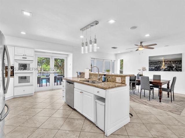 413 Tamarind Dr, Hallandale Beach, FL 33009