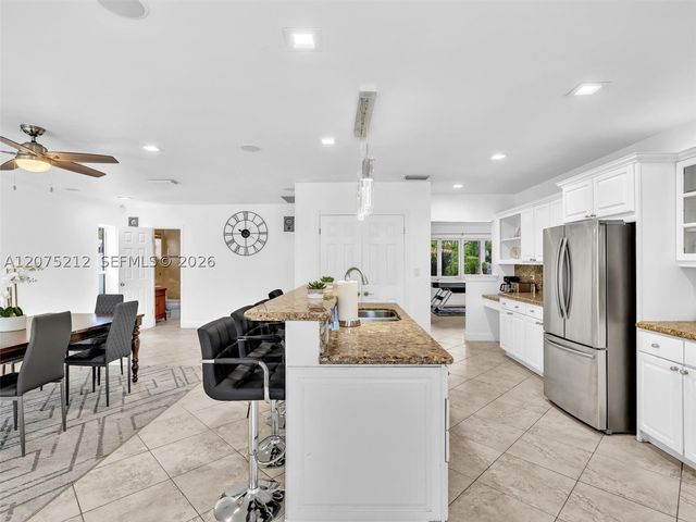 413 Tamarind Dr, Hallandale Beach, FL 33009