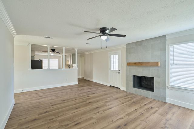 6527 Zapata Drive, Houston, TX 77083