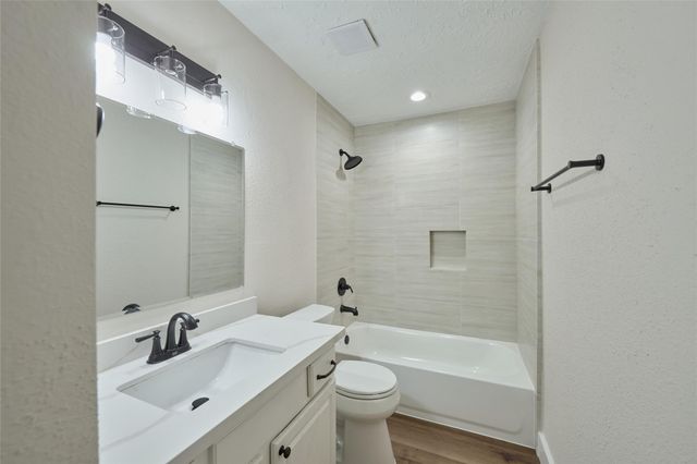 6527 Zapata Drive, Houston, TX 77083