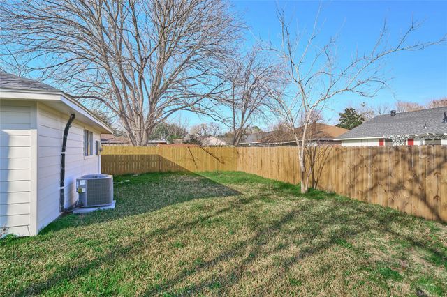 6527 Zapata Drive, Houston, TX 77083