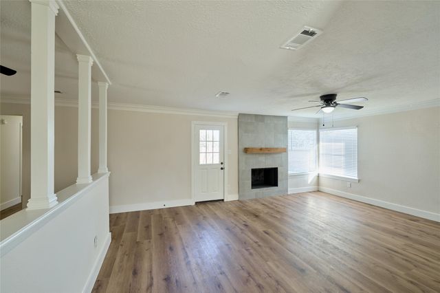 6527 Zapata Drive, Houston, TX 77083