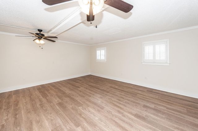 232 Knightsbridge Drive, Charleston, SC 29418