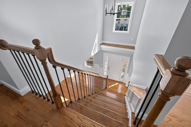 40 N Ogden St, Fall River, MA 02723