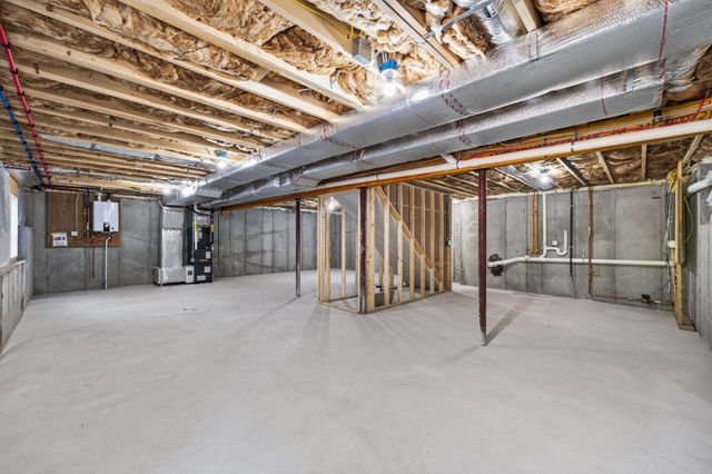 40 N Ogden St, Fall River, MA 02723