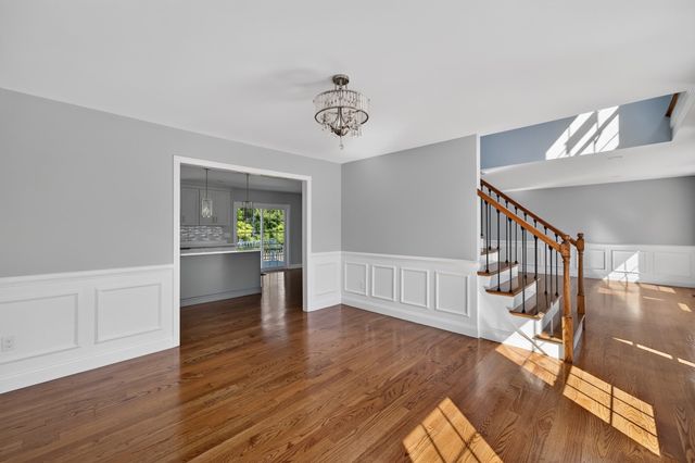 40 N Ogden St, Fall River, MA 02723