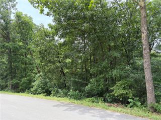 2 Little Drive, Bella Vista, AR 72715