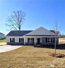 45 Charlotte Drive, Statham, GA 30666