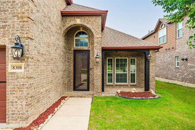8308 Blue Periwinkle Lane, Fort Worth, TX 76123
