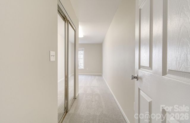 122 Loggers Run, Hendersonville, NC 28739