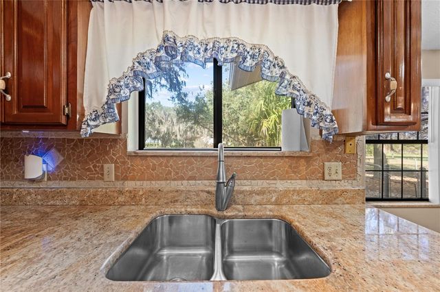 215 E LAKE SHORE BOULEVARD, Kissimmee, FL 34744