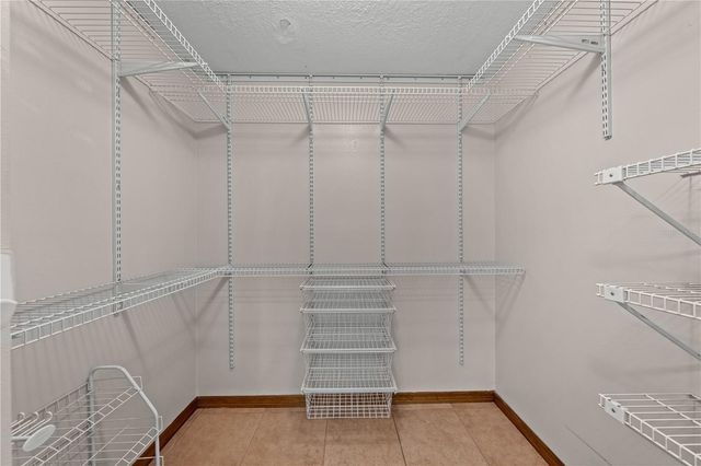 215 E LAKE SHORE BOULEVARD, Kissimmee, FL 34744