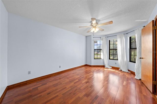 215 E LAKE SHORE BOULEVARD, Kissimmee, FL 34744