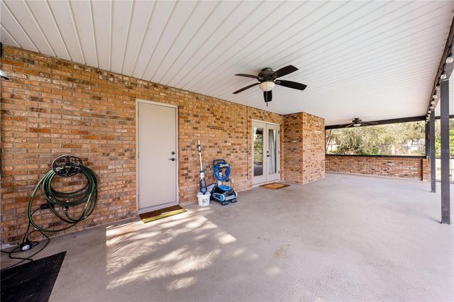 215 E LAKE SHORE BOULEVARD, Kissimmee, FL 34744