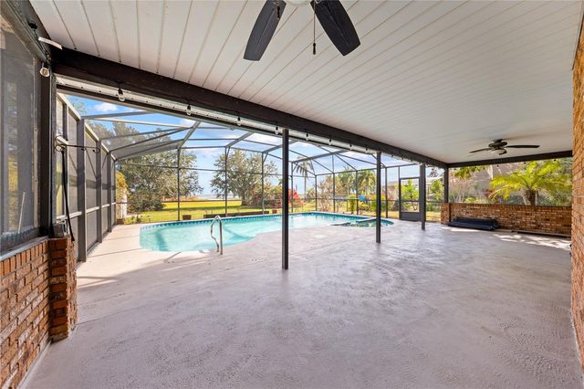 215 E LAKE SHORE BOULEVARD, Kissimmee, FL 34744