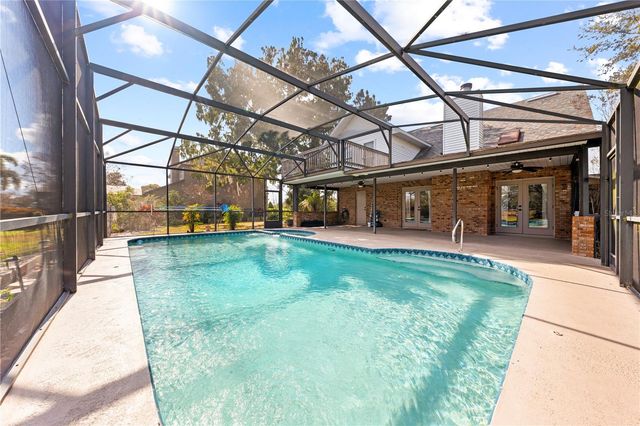 215 E LAKE SHORE BOULEVARD, Kissimmee, FL 34744