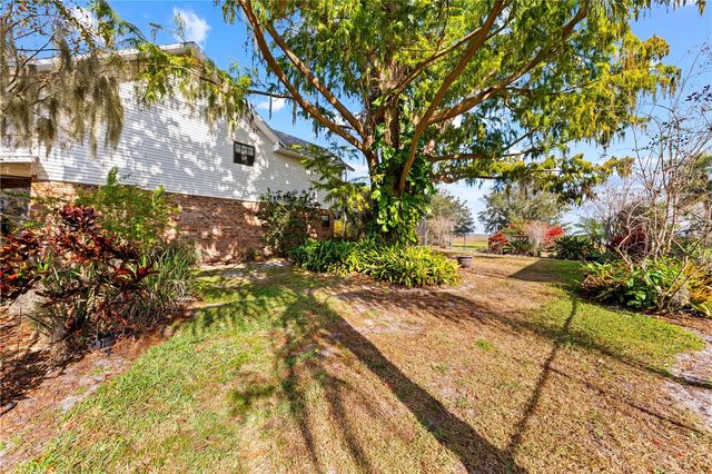 215 E LAKE SHORE BOULEVARD, Kissimmee, FL 34744