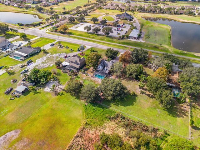 215 E LAKE SHORE BOULEVARD, Kissimmee, FL 34744
