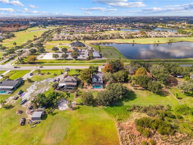 215 E LAKE SHORE BOULEVARD, Kissimmee, FL 34744