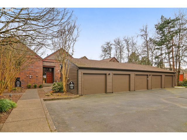 15695 Sw 114TH Ct 4, Portland, OR 97224