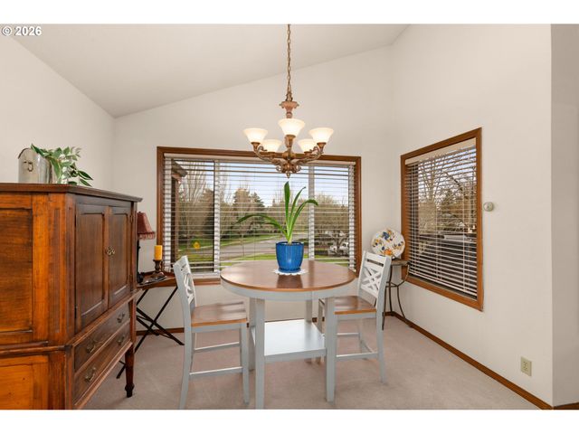 15695 Sw 114TH Ct 4, Portland, OR 97224