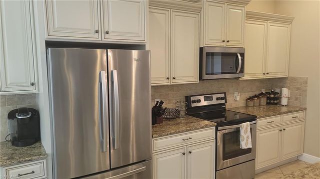 10161 Belcrest BLVD, Fort Myers, FL 33913