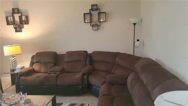 10161 Belcrest BLVD, Fort Myers, FL 33913