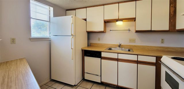 2500 Burleson RD 210, Austin, TX 78741