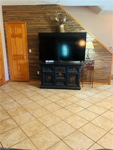 2062 Pell Road, Westfield, NC 27053