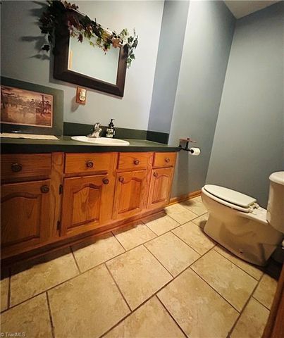 2062 Pell Road, Westfield, NC 27053