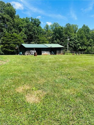 2062 Pell Road, Westfield, NC 27053